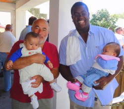 Sr. Afonso e Ivo, e futuros pescadores...