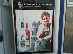 O local do "crime", casa da Rosa Amélia.<br />'Bóra que a fome aperta!