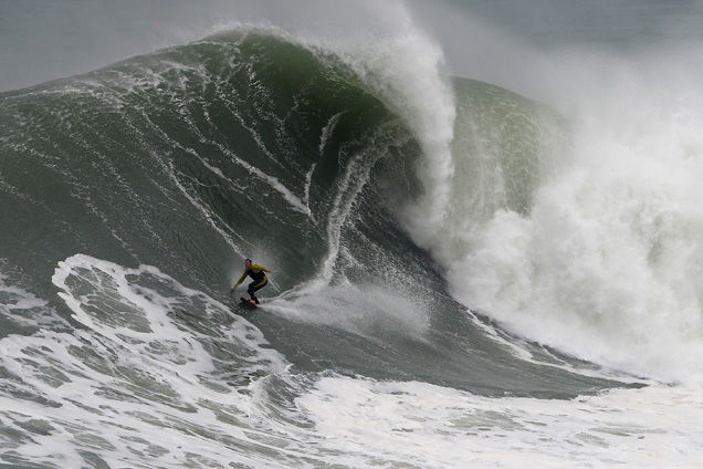 Onda Praia Norte_Outono_2013_ng2851738_WEB.jpg